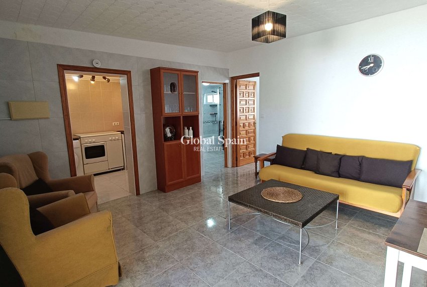 Wederverkoop - VILLA -
CREVILLENTE - Inland