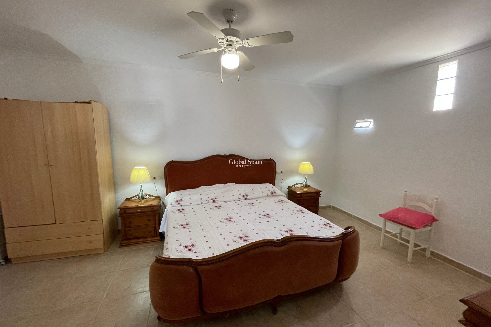 Wederverkoop - VILLA -
DAYA NUEVA - Costa Blanca