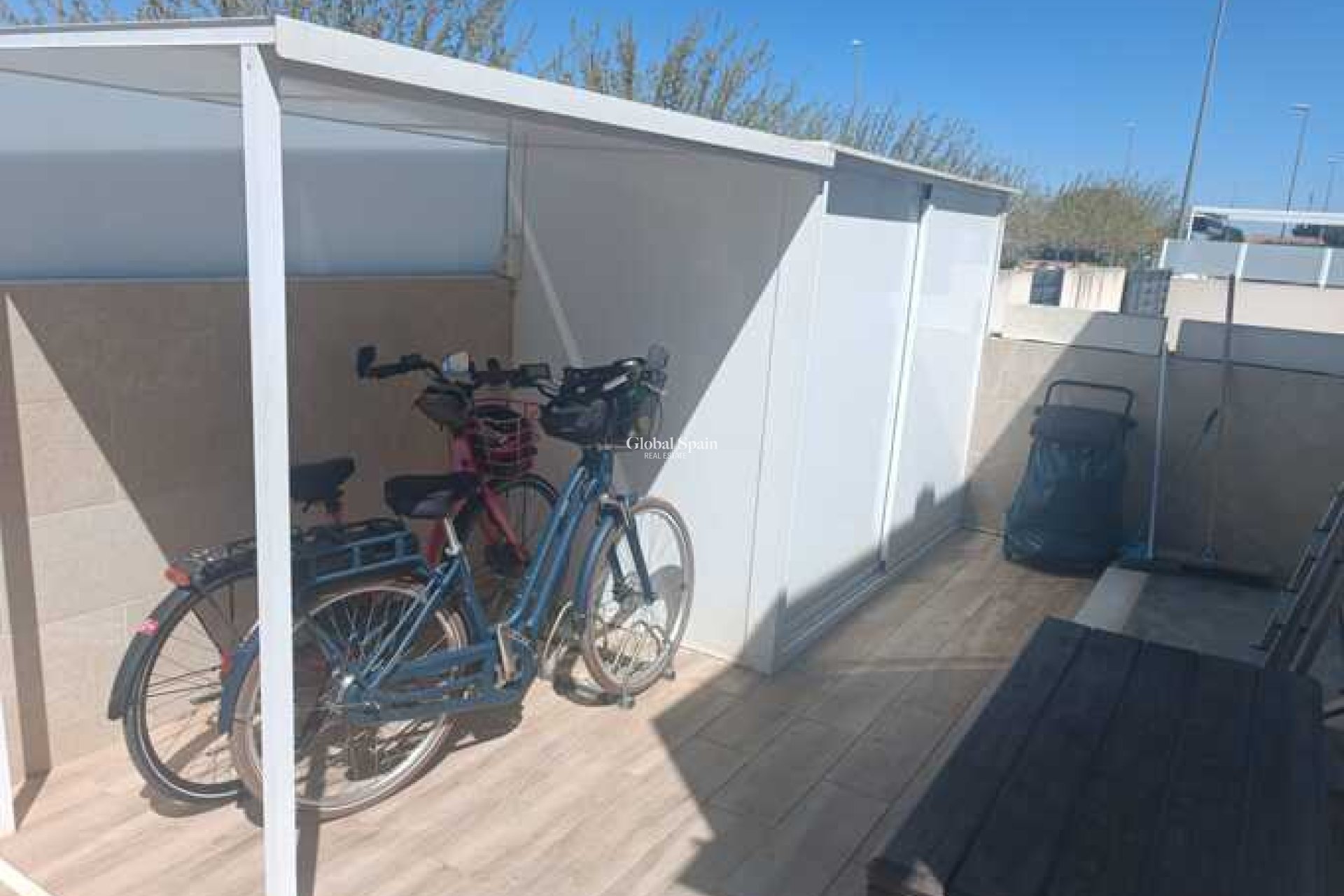 Wederverkoop - VILLA -
DAYA NUEVA - Costa Blanca
