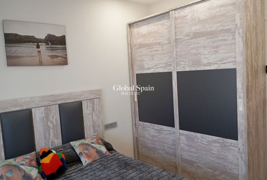 Wederverkoop - VILLA -
DAYA NUEVA - Costa Blanca