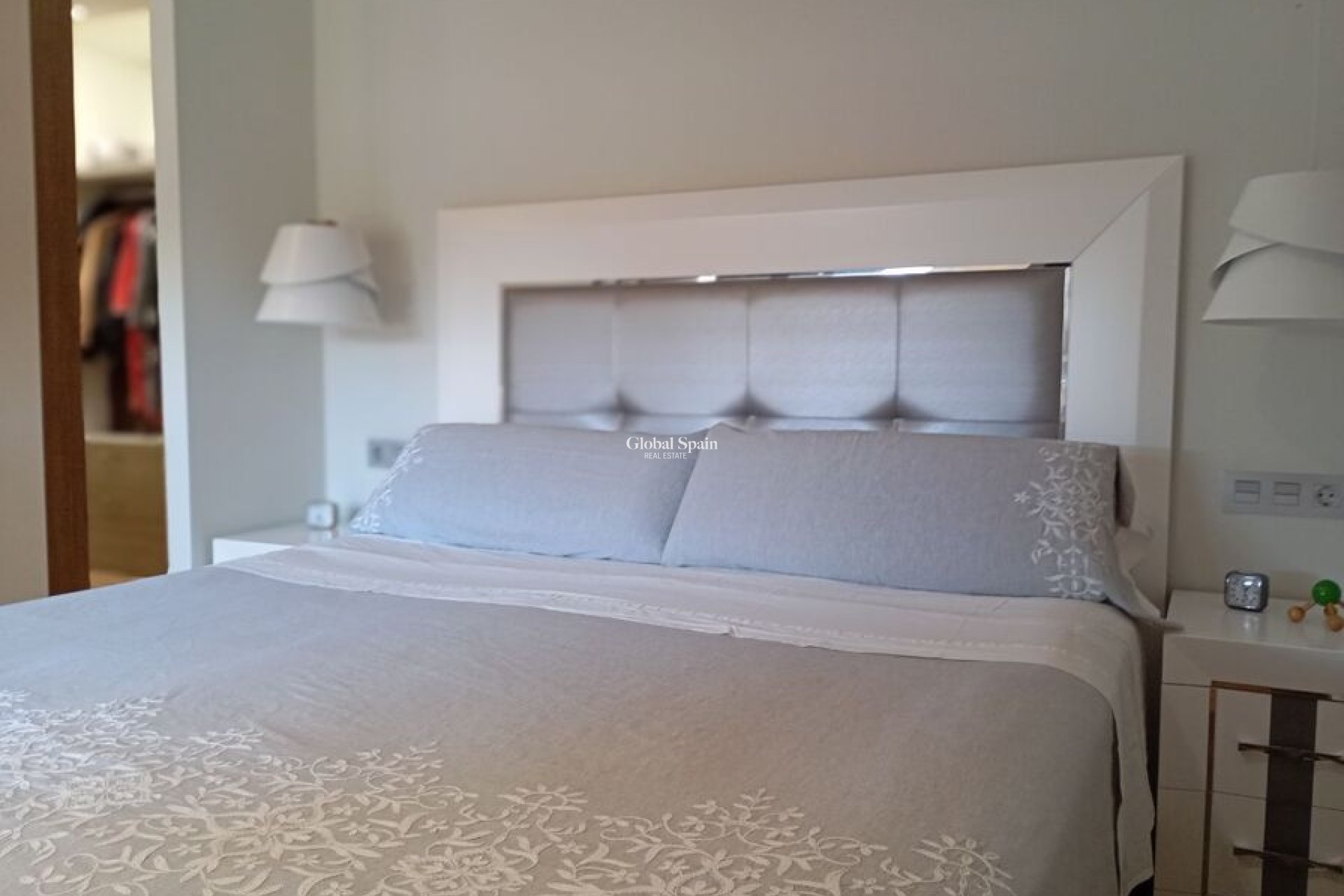 Wederverkoop - VILLA -
DAYA NUEVA - Costa Blanca