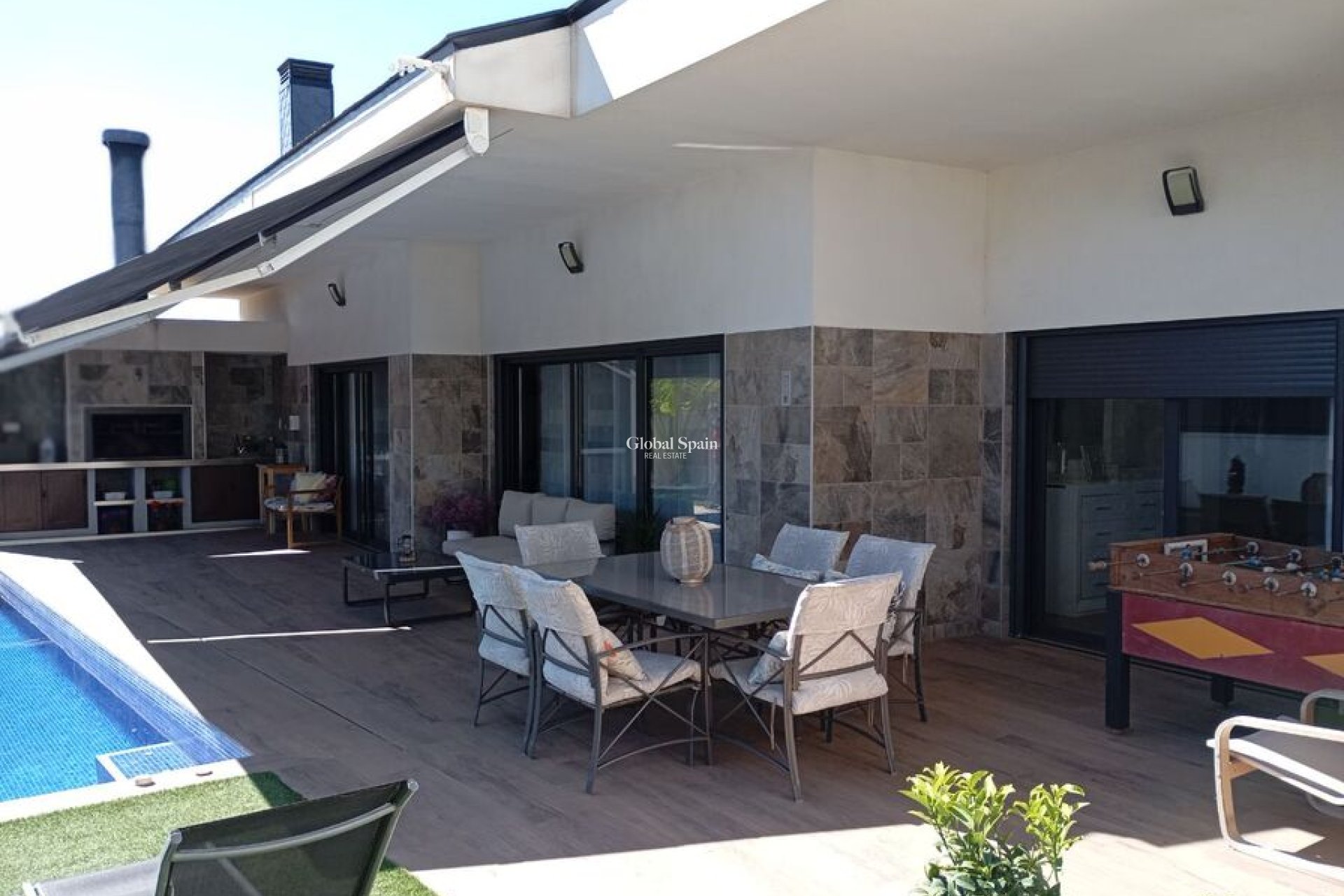 Wederverkoop - VILLA -
DAYA NUEVA - Costa Blanca