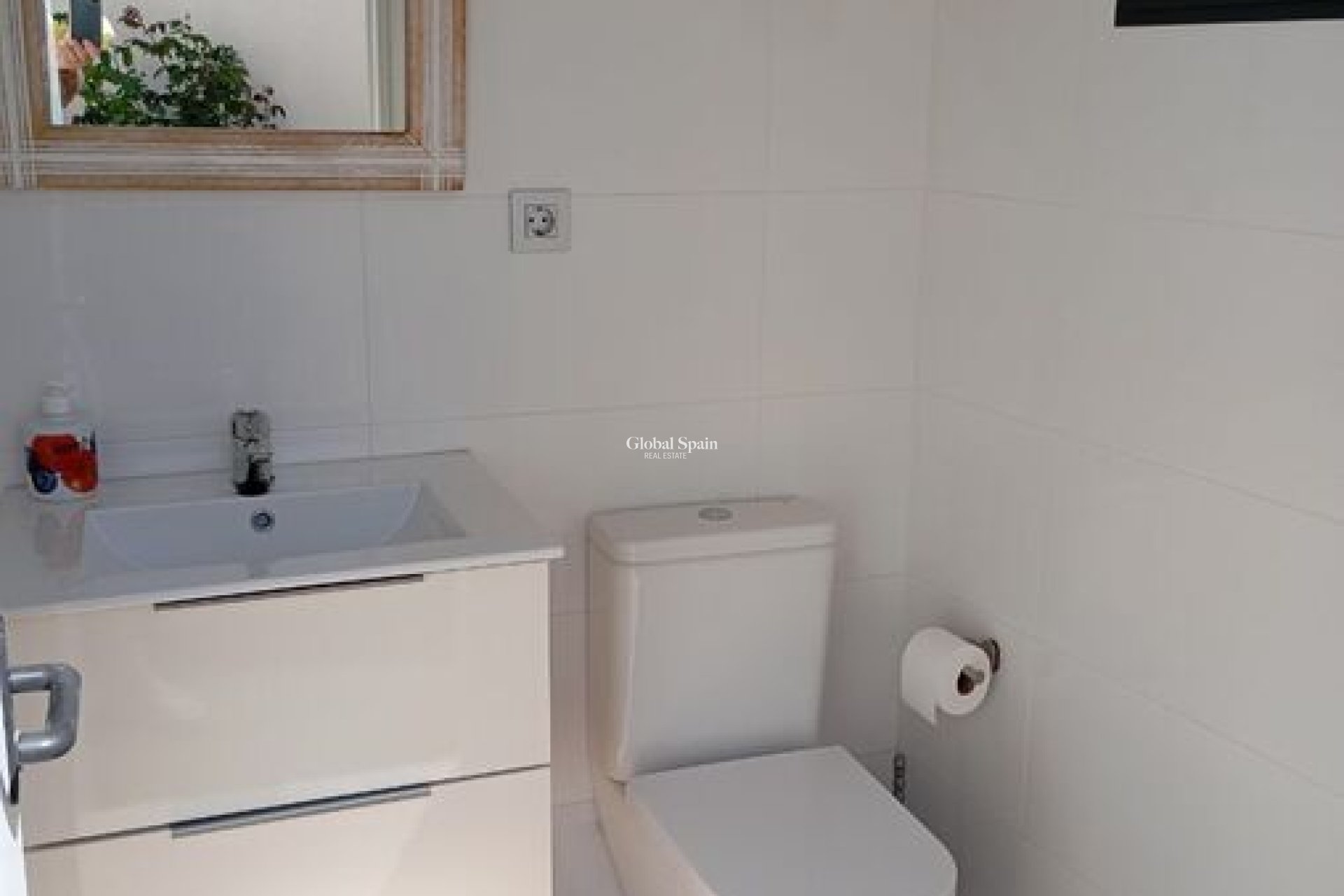 Wederverkoop - VILLA -
DAYA NUEVA - Costa Blanca