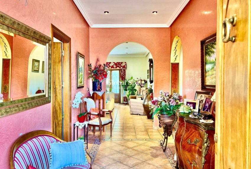 Wederverkoop - VILLA -
DAYA VIEJA - Costa Blanca Sur