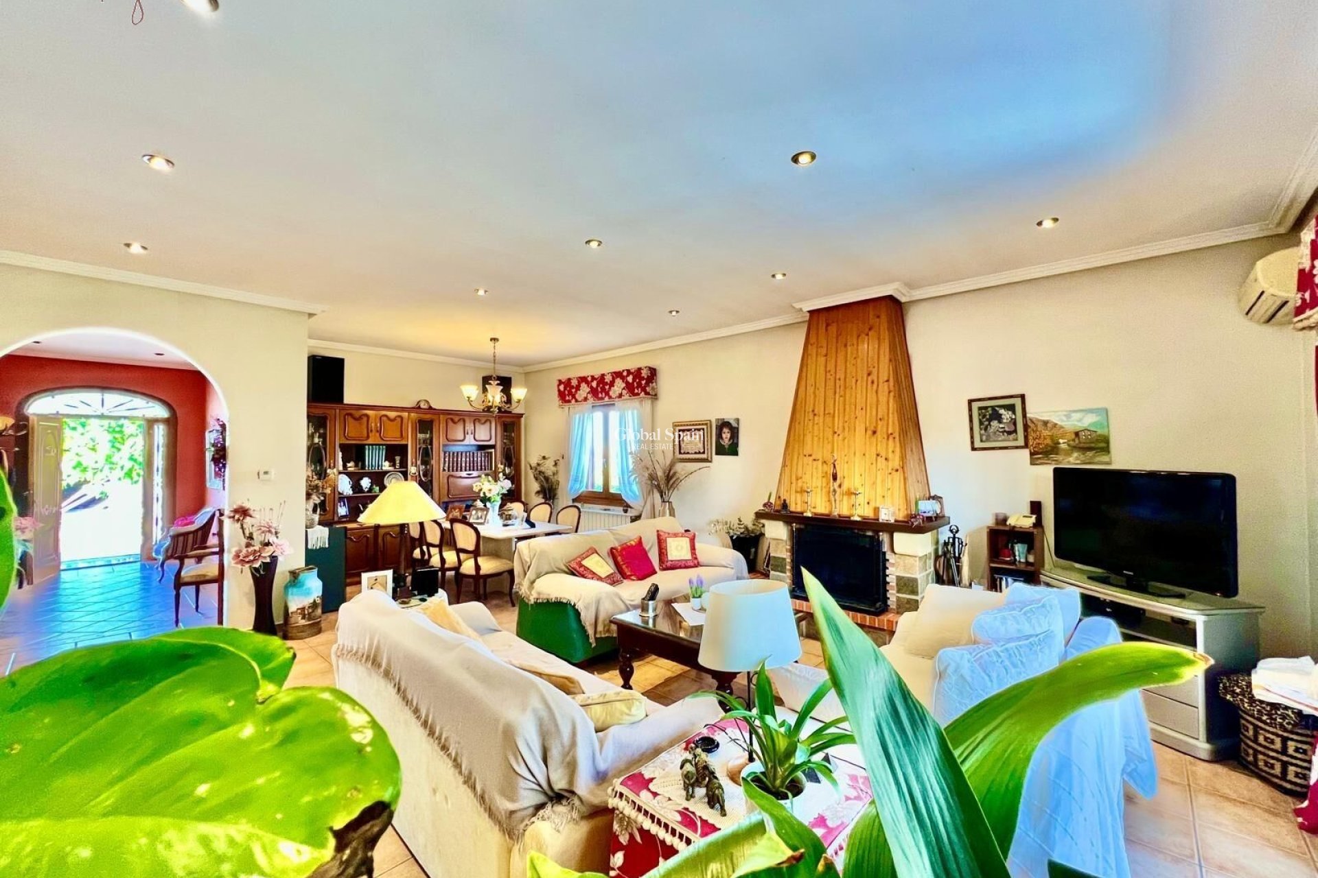 Wederverkoop - VILLA -
DAYA VIEJA - Costa Blanca Sur