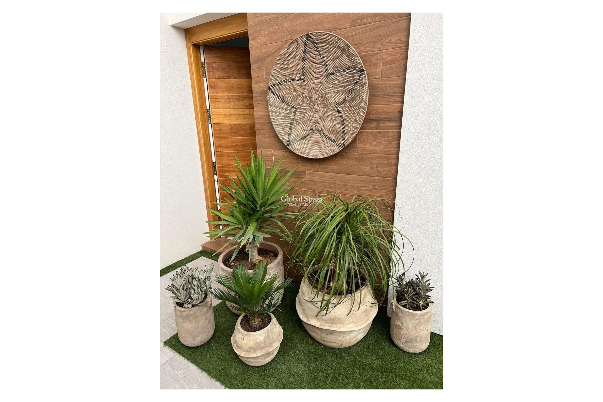 Wederverkoop - VILLA -
DAYA VIEJA - Costa Blanca