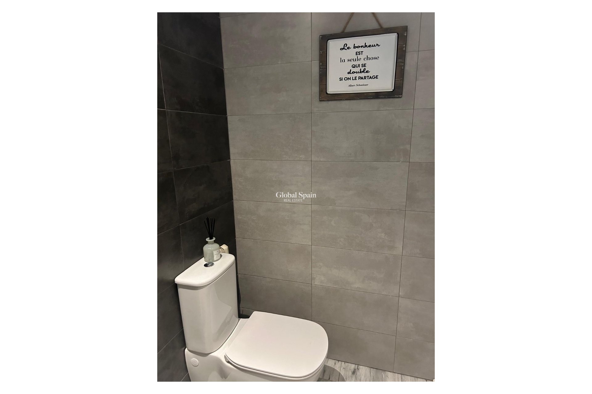 Wederverkoop - VILLA -
DAYA VIEJA - Costa Blanca