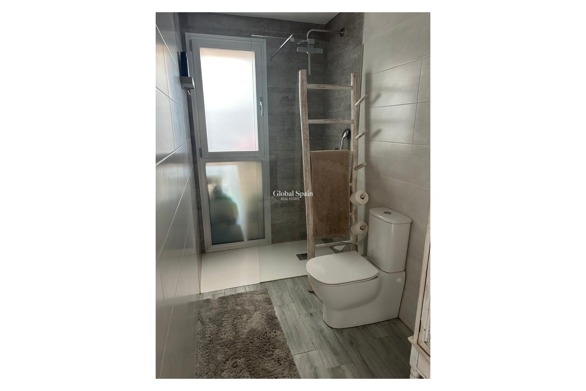 Wederverkoop - VILLA -
DAYA VIEJA - Costa Blanca