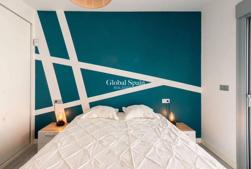 Wederverkoop - VILLA -
DAYA VIEJA - Costa Blanca