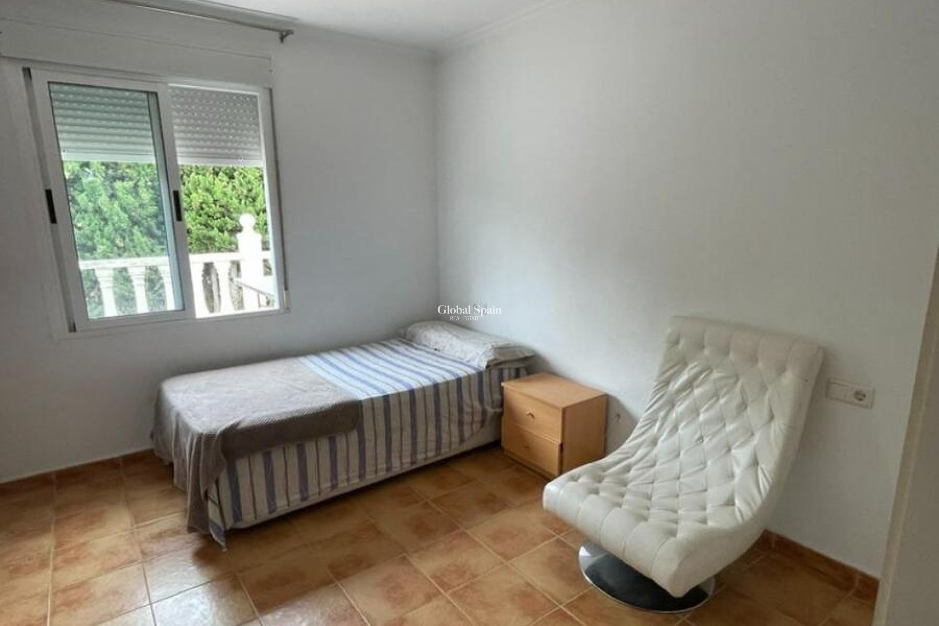 Wederverkoop - VILLA -
DAYA VIEJA - Costa Blanca