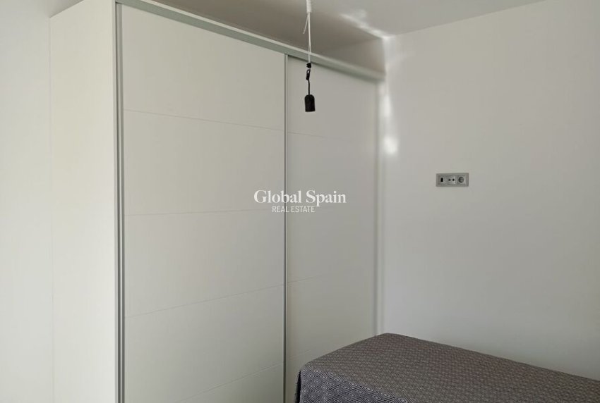 Wederverkoop - VILLA -
DAYA VIEJA - Costa Blanca