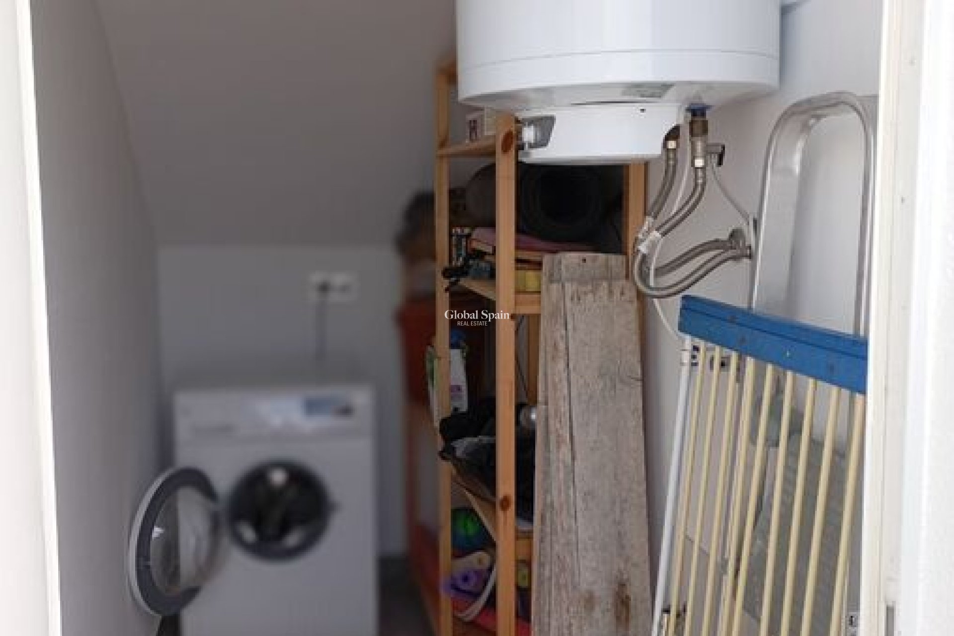 Wederverkoop - VILLA -
DAYA VIEJA - Costa Blanca