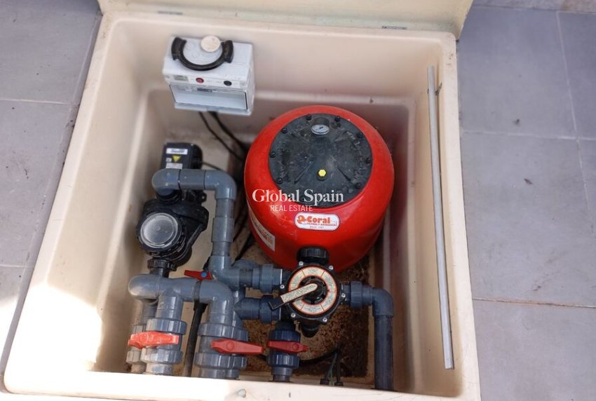 Wederverkoop - VILLA -
DAYA VIEJA - Costa Blanca