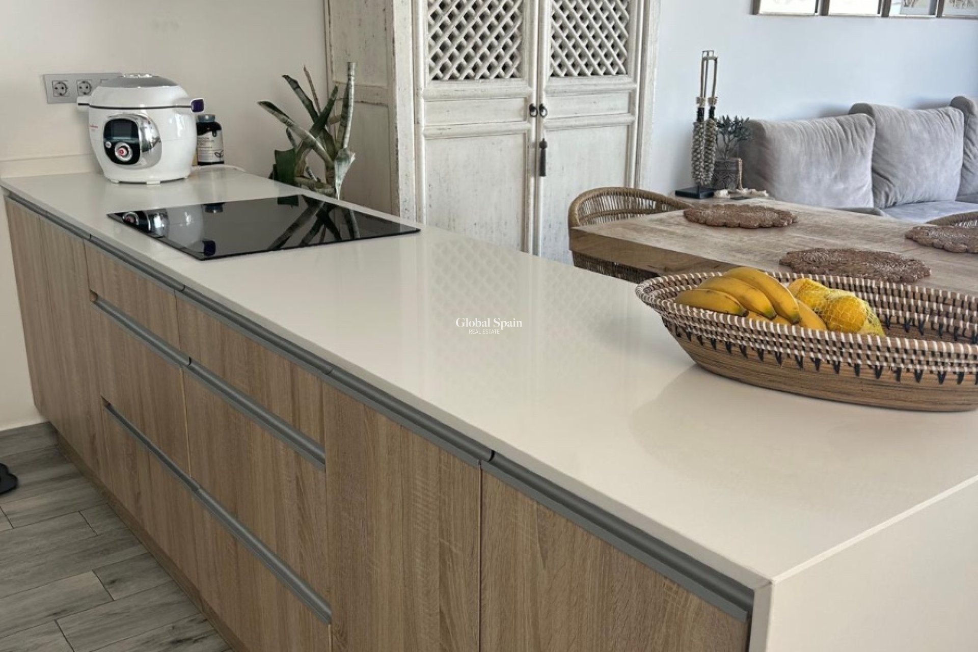 Wederverkoop - VILLA -
DAYA VIEJA - Costa Blanca