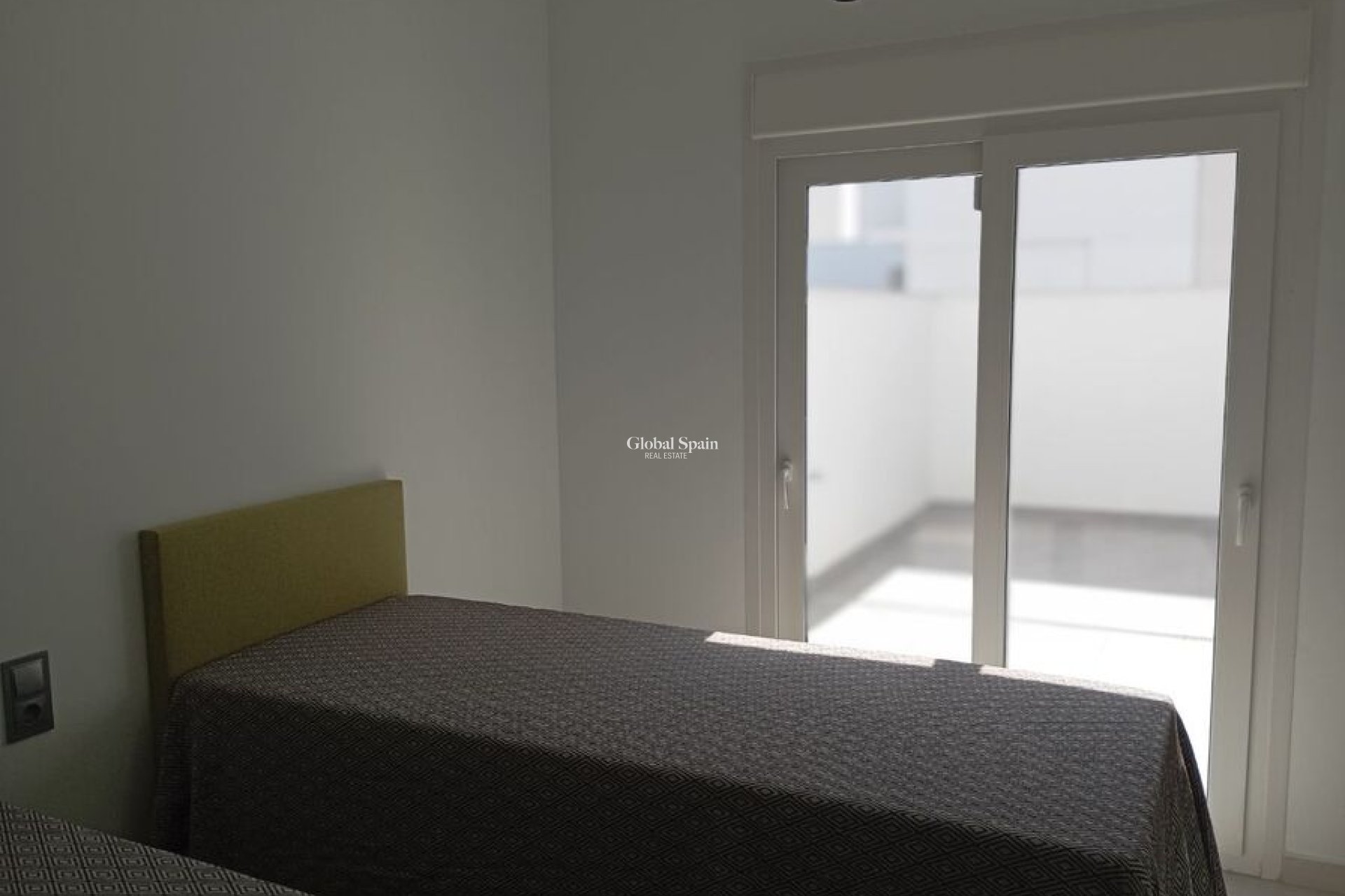 Wederverkoop - VILLA -
DAYA VIEJA - Costa Blanca