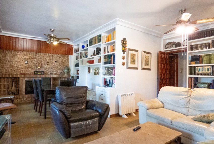 Wederverkoop - VILLA -
DEHESA DE CAMPOAMOR - Costa Blanca