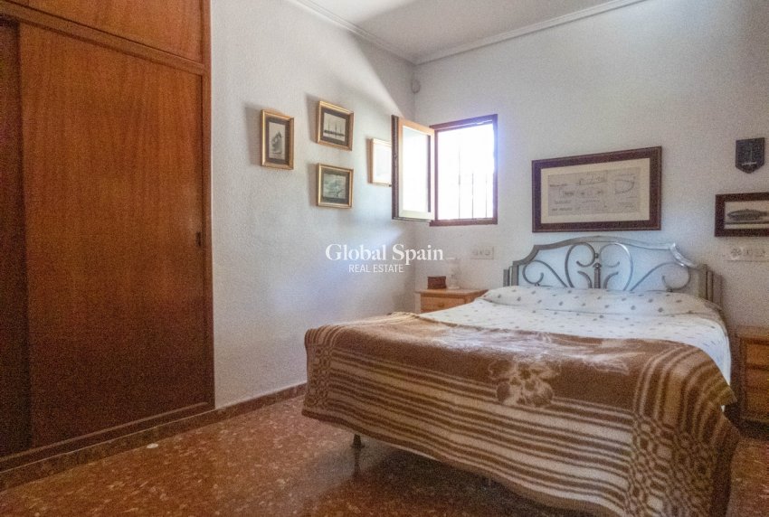 Wederverkoop - VILLA -
DEHESA DE CAMPOAMOR - Costa Blanca