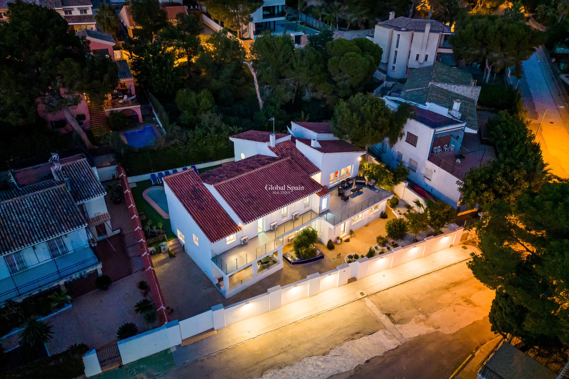 Wederverkoop - VILLA -
DEHESA DE CAMPOAMOR - Costa Blanca