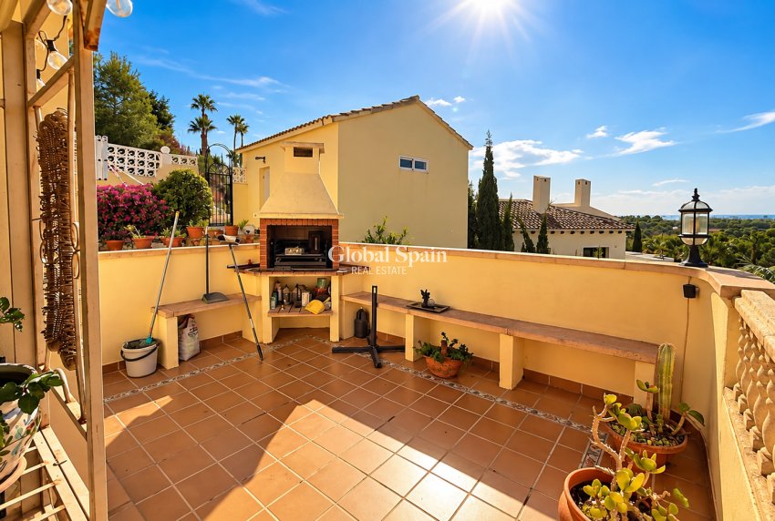 Wederverkoop - VILLA -
DEHESA DE CAMPOAMOR - Costa Blanca