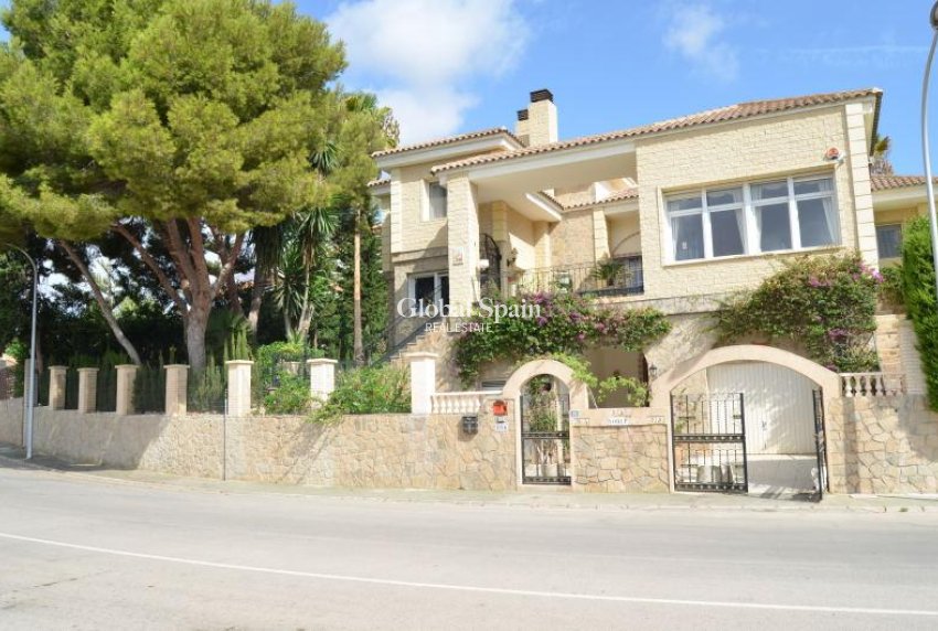 Wederverkoop - Villa -
DEHESA DE CAMPOAMOR