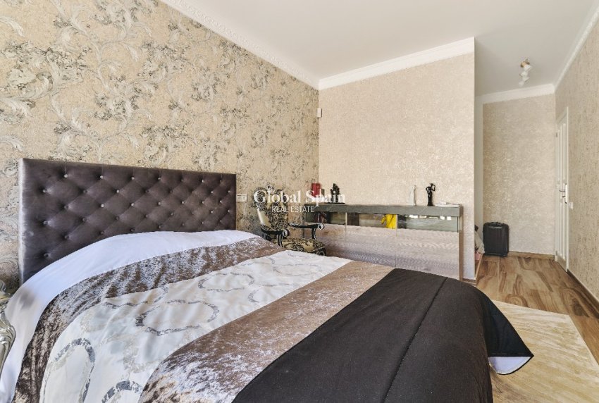 Wederverkoop - Villa -
DEHESA DE CAMPOAMOR