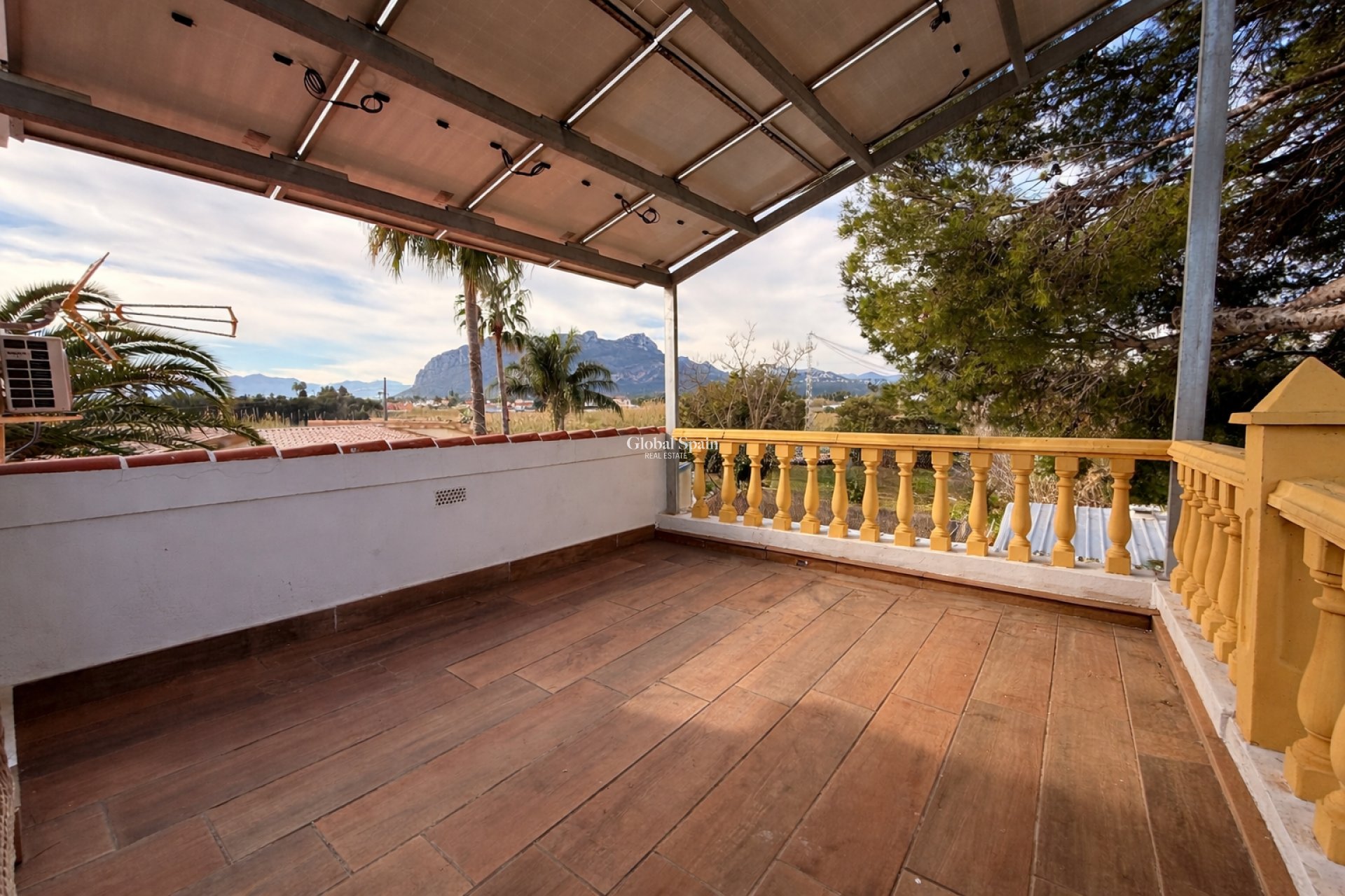 Wederverkoop - VILLA -
DENIA - Devesses - Monte Pego