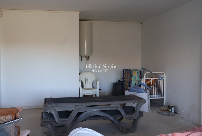 Wederverkoop - VILLA -
DENIA - Inland