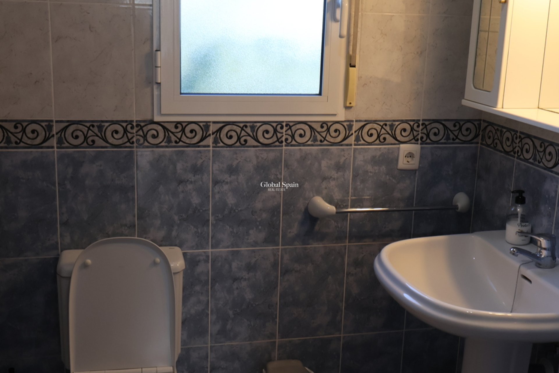Wederverkoop - VILLA -
DENIA - Inland