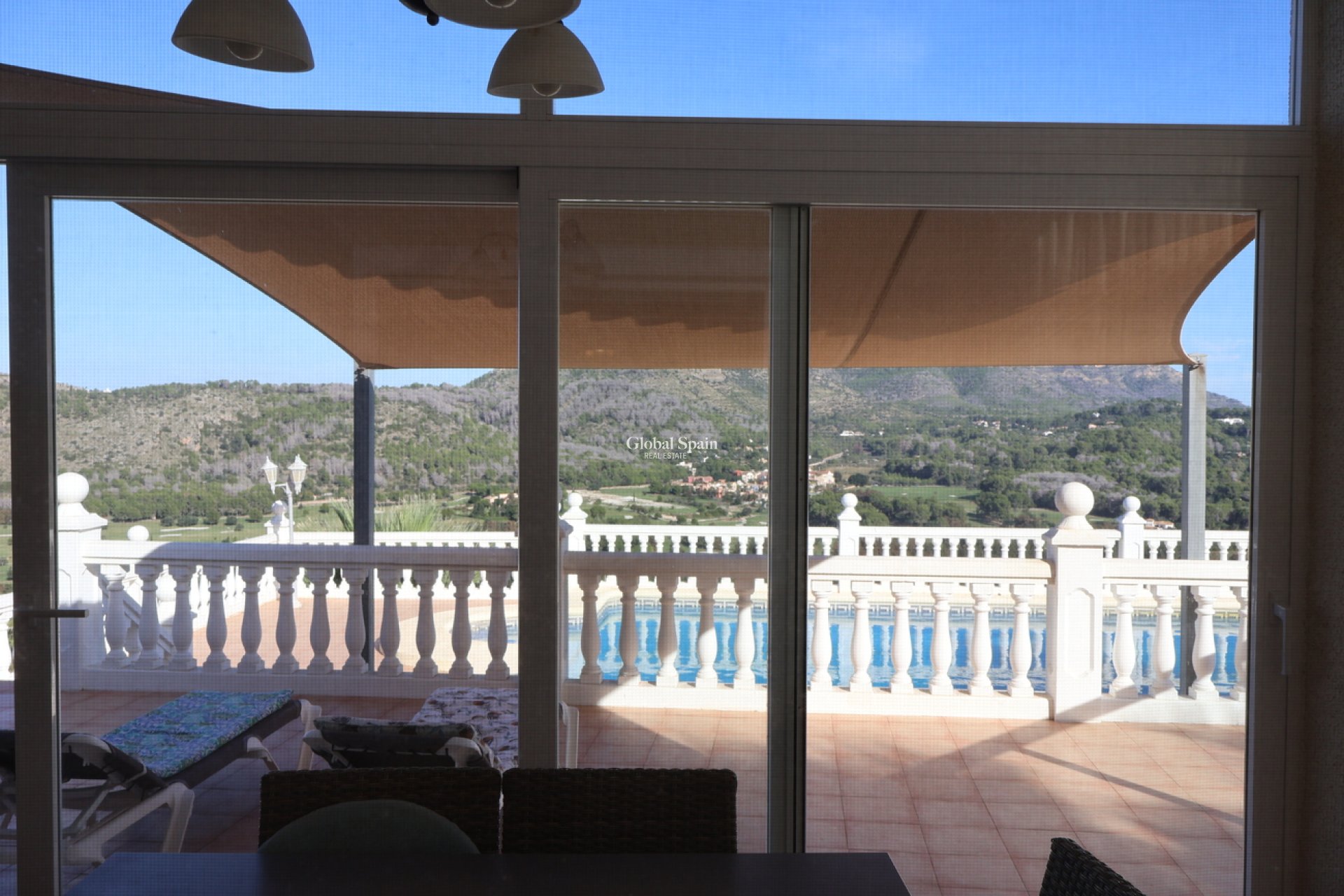 Wederverkoop - VILLA -
DENIA - Inland