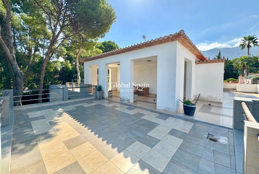 Wederverkoop - VILLA -
DENIA - Las Rotas - Les Rotes