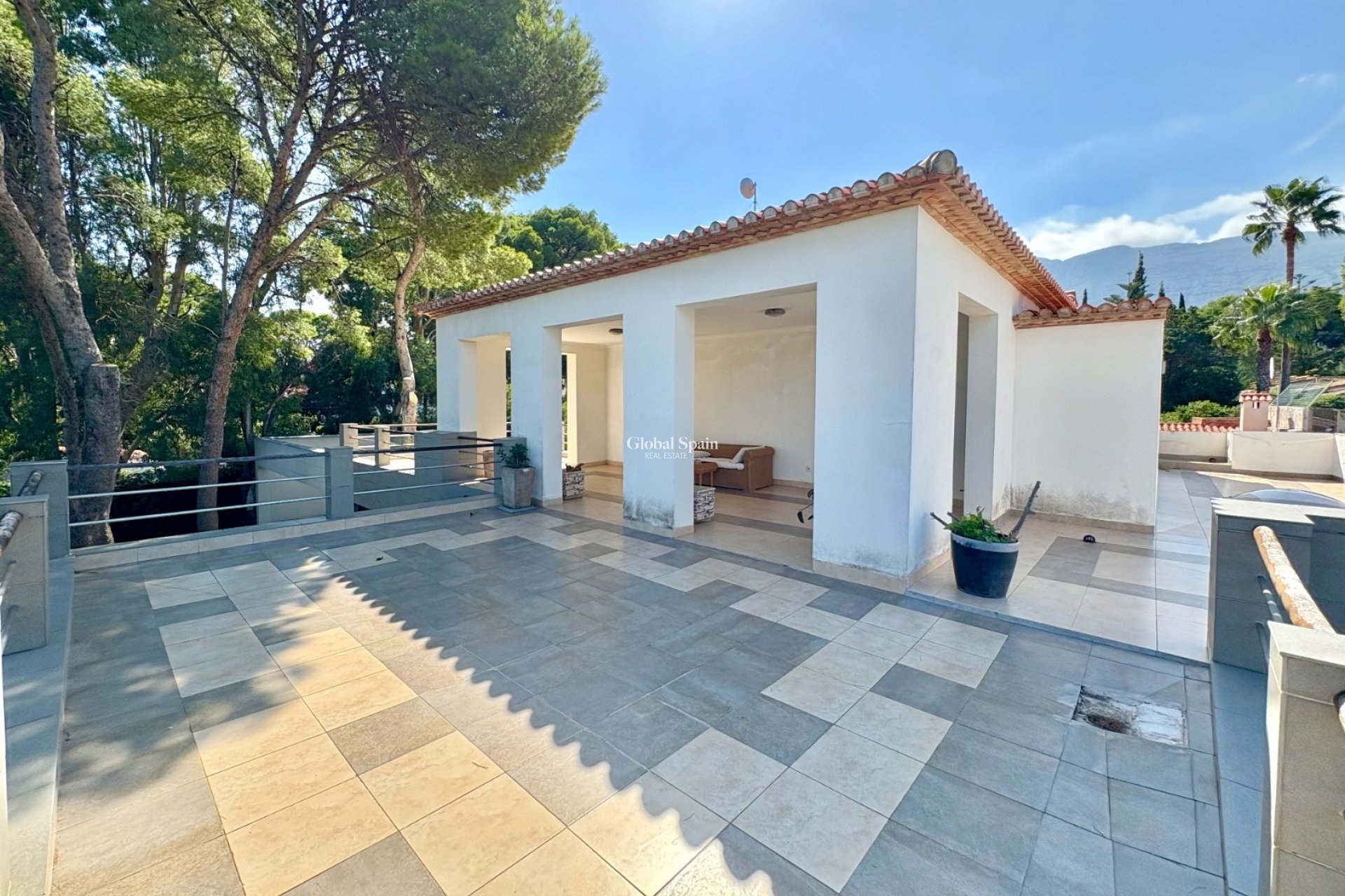 Wederverkoop - VILLA -
DENIA - Las Rotas - Les Rotes
