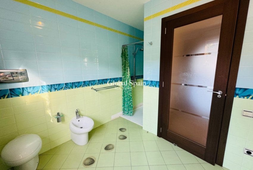 Wederverkoop - VILLA -
DENIA - Las Rotas - Les Rotes