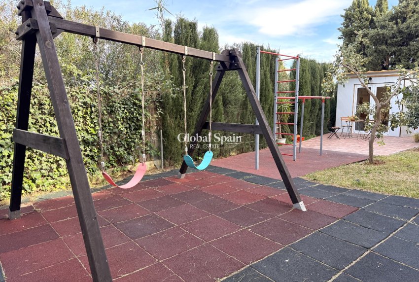 Wederverkoop - VILLA -
DENIA - Les Marines - Las Marinas