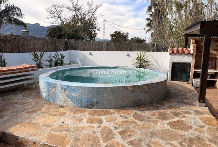 Wederverkoop - VILLA -
DENIA - Les Marines - Las Marinas