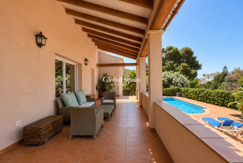 Wederverkoop - VILLA -
DENIA - Montgó