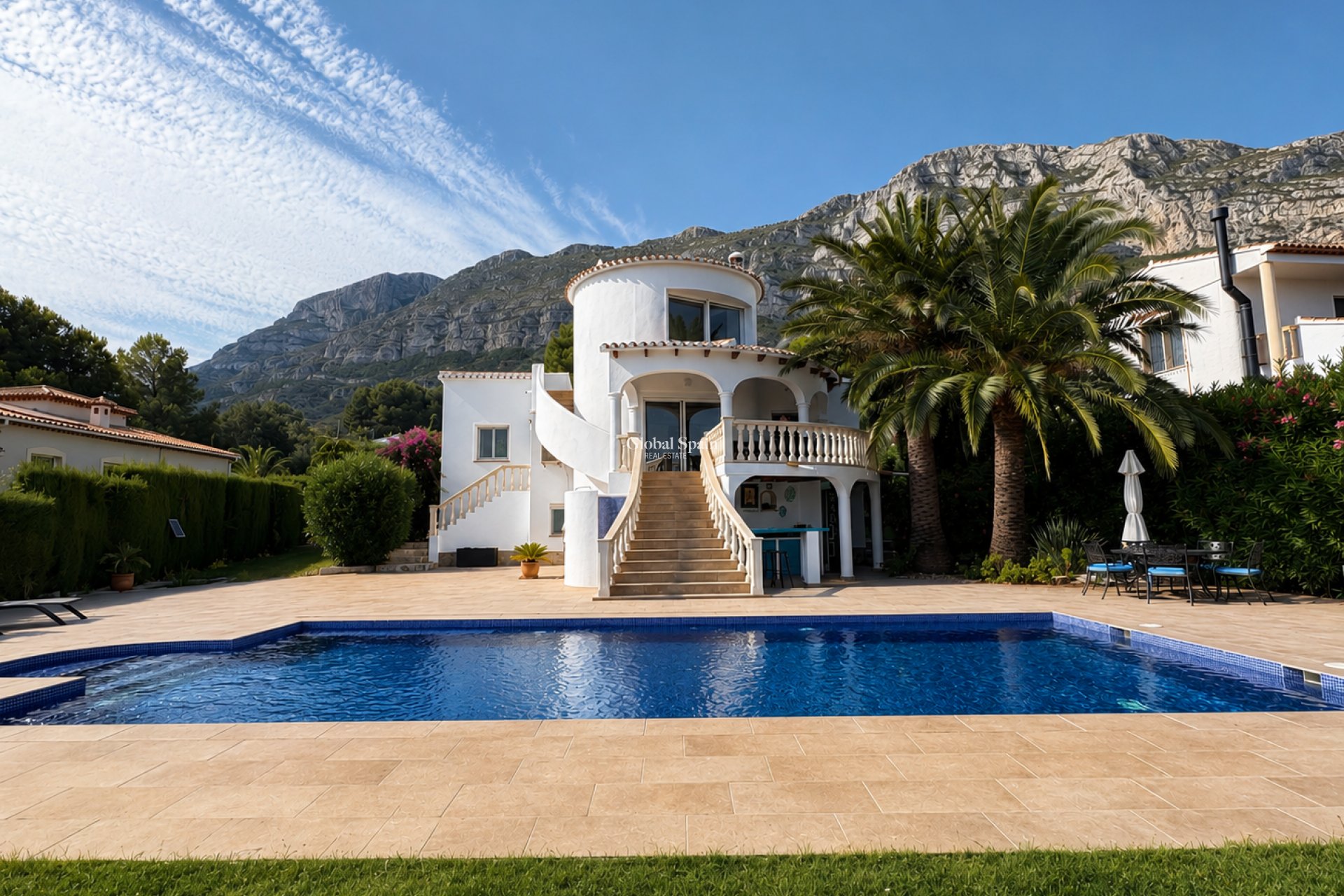 Wederverkoop - VILLA -
DENIA - Montgó