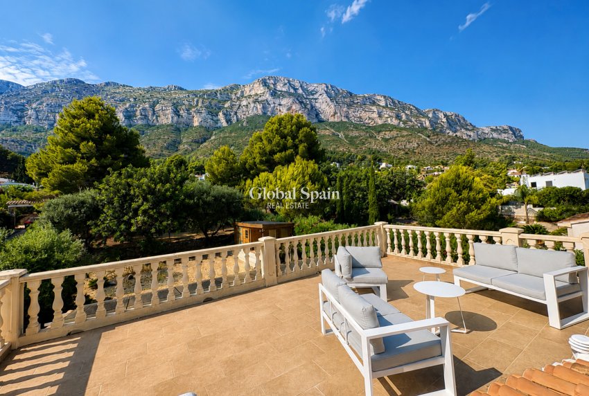 Wederverkoop - VILLA -
DENIA - Montgó