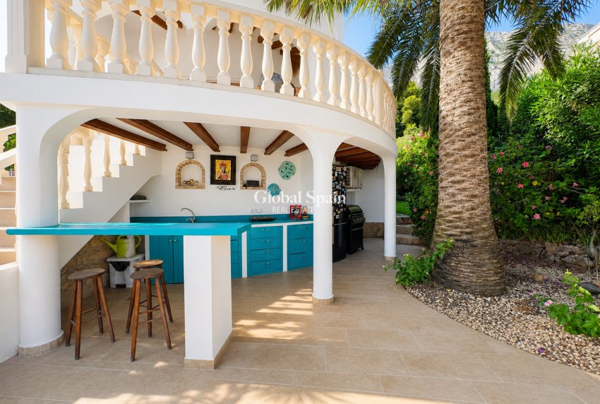 Wederverkoop - VILLA -
DENIA - Montgó