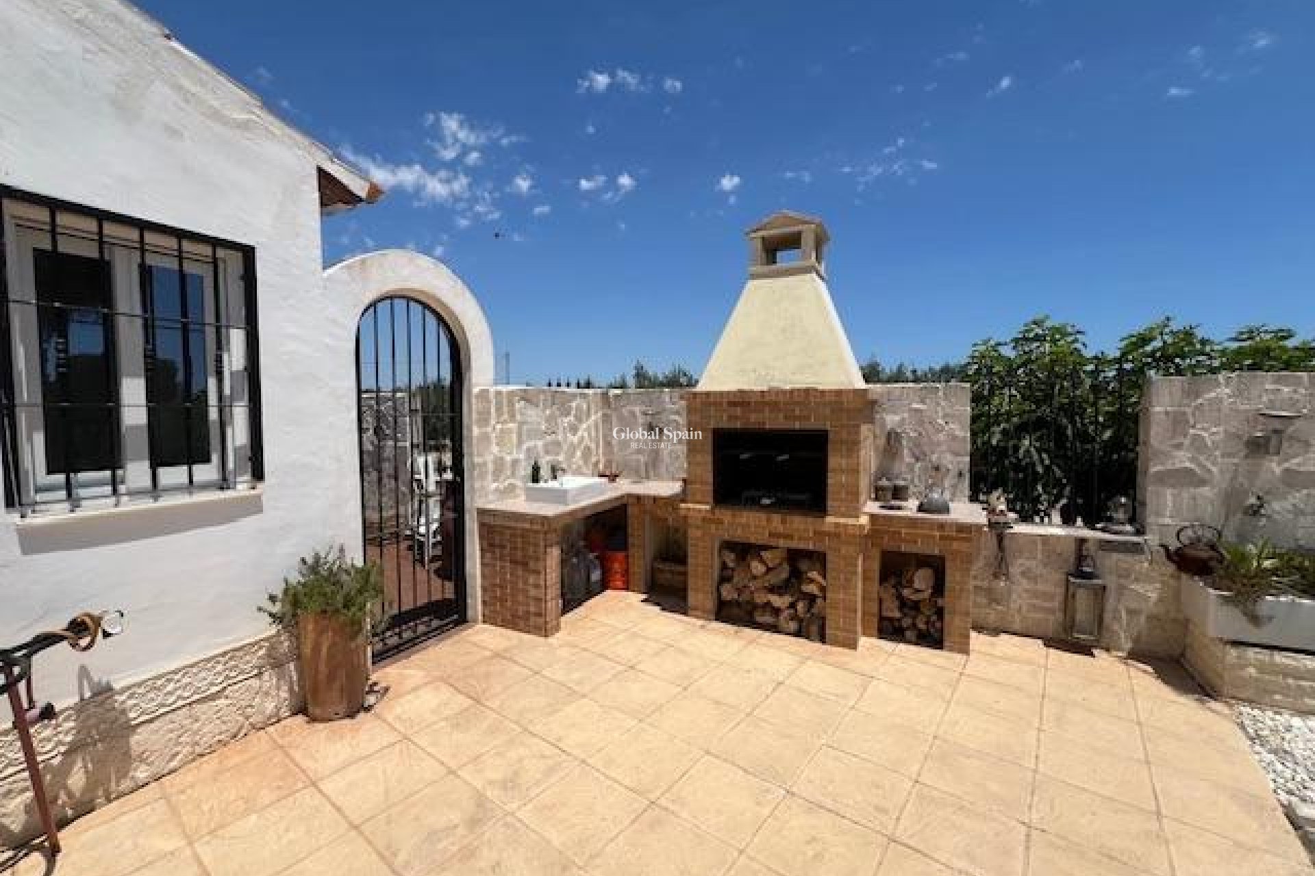 Wederverkoop - VILLA -
DOLORES - Comunidad Valenciana