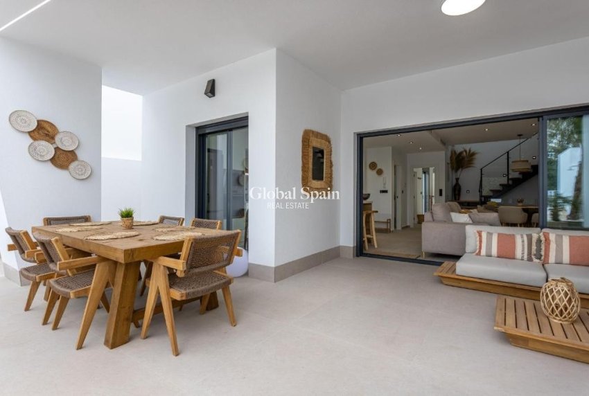 Wederverkoop - VILLA -
DOLORES - Costa Blanca