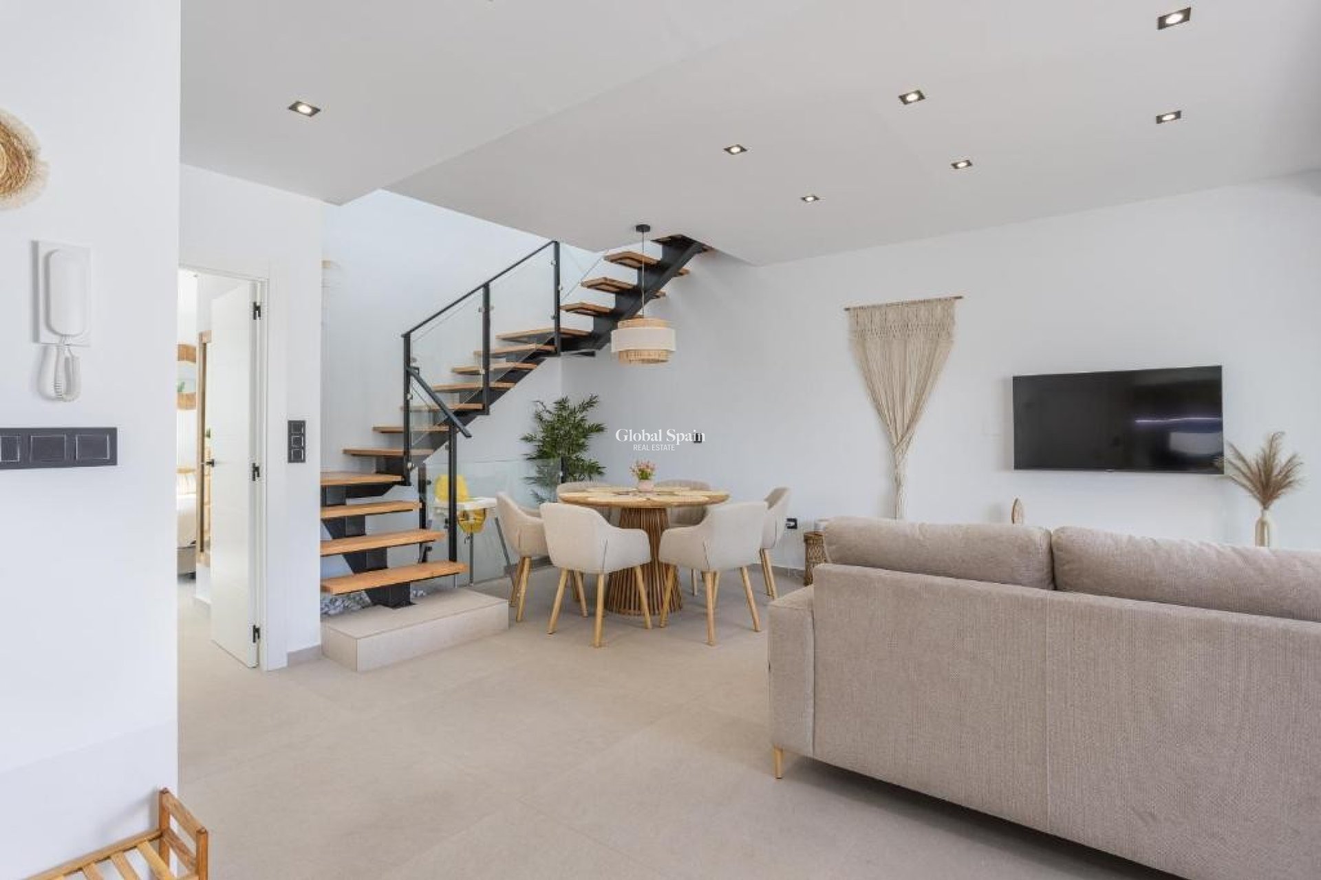 Wederverkoop - VILLA -
DOLORES - Costa Blanca