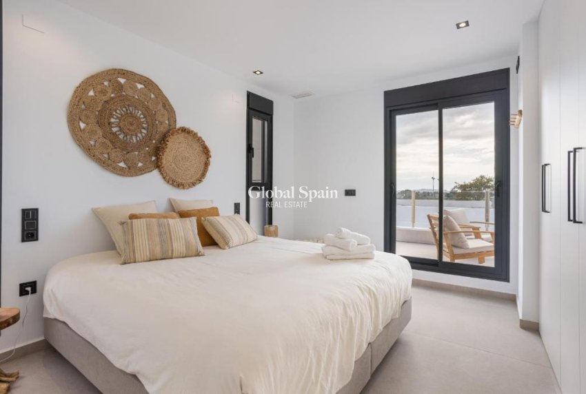 Wederverkoop - VILLA -
DOLORES - Costa Blanca