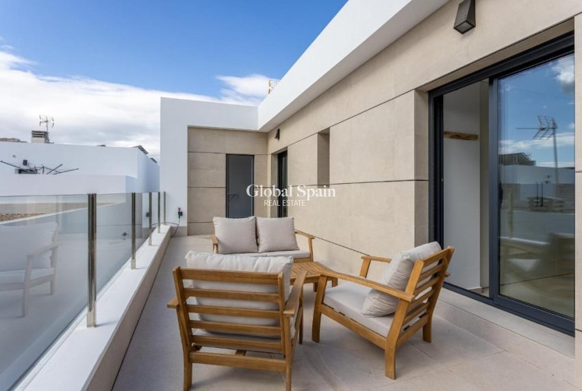 Wederverkoop - VILLA -
DOLORES - Costa Blanca