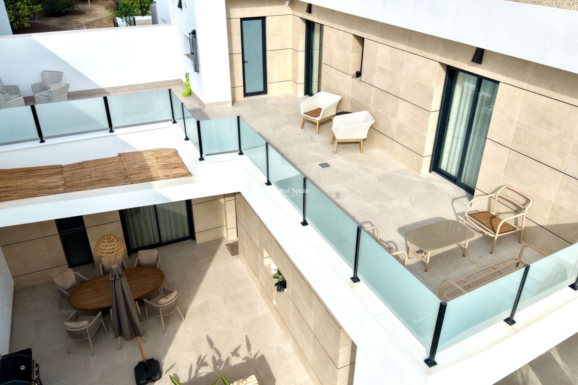Wederverkoop - VILLA -
DOLORES - Costa Blanca