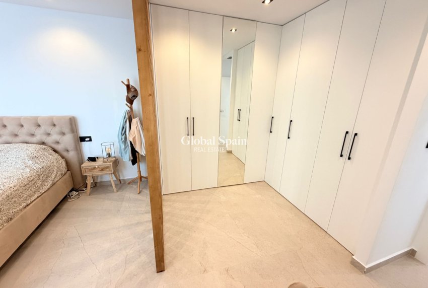 Wederverkoop - VILLA -
DOLORES - Costa Blanca