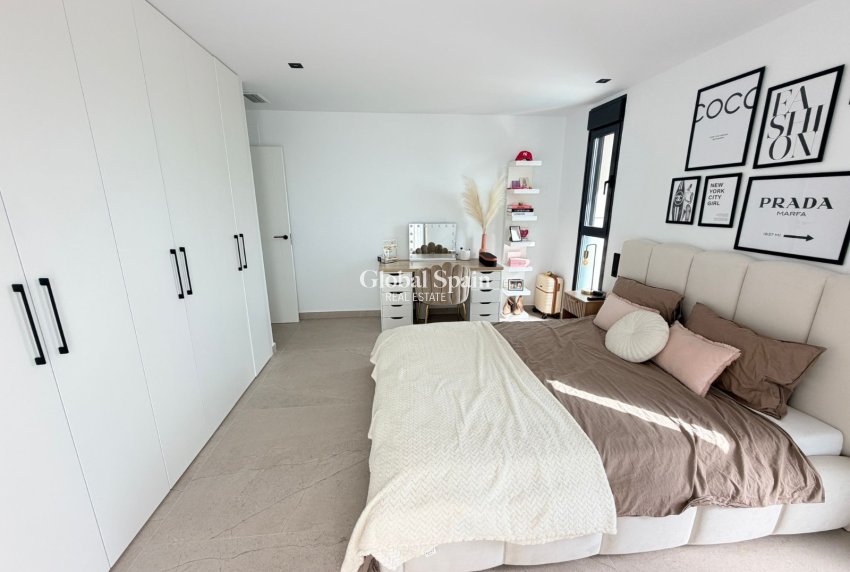 Wederverkoop - VILLA -
DOLORES - Costa Blanca