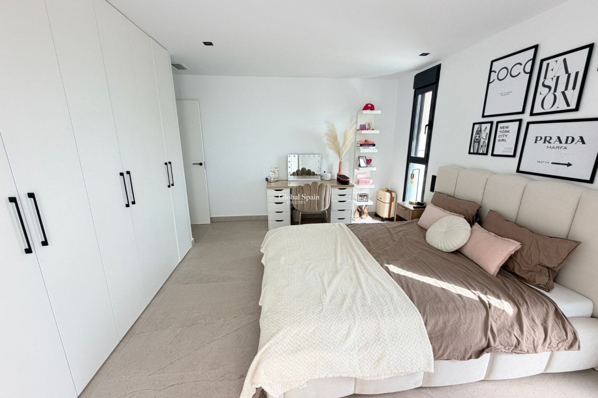 Wederverkoop - VILLA -
DOLORES - Costa Blanca