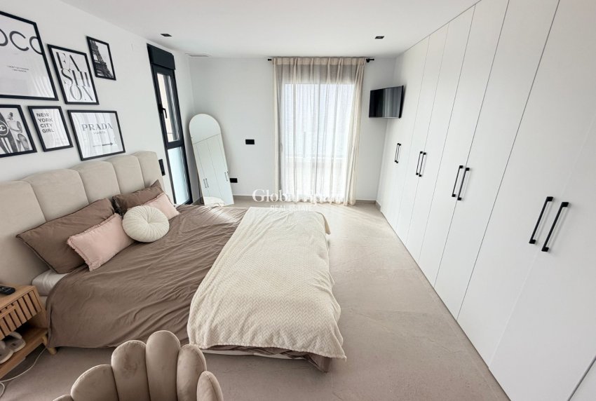 Wederverkoop - VILLA -
DOLORES - Costa Blanca