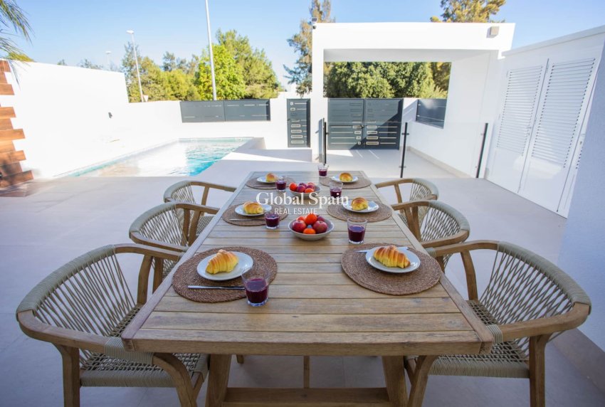 Wederverkoop - VILLA -
DOLORES - Costa Blanca