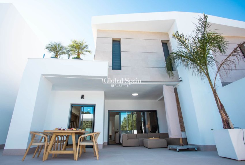 Wederverkoop - VILLA -
DOLORES - Costa Blanca